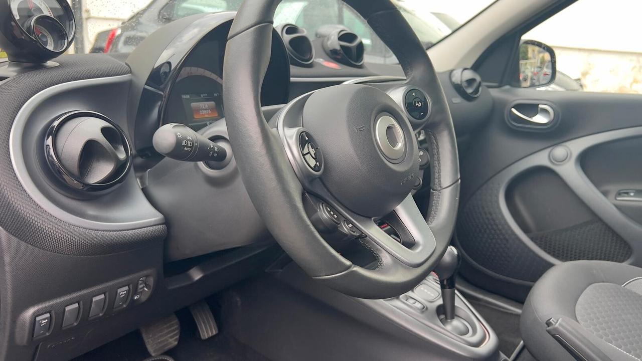 Smart ForFour EQ Prime Tetto Navi Retrocamera