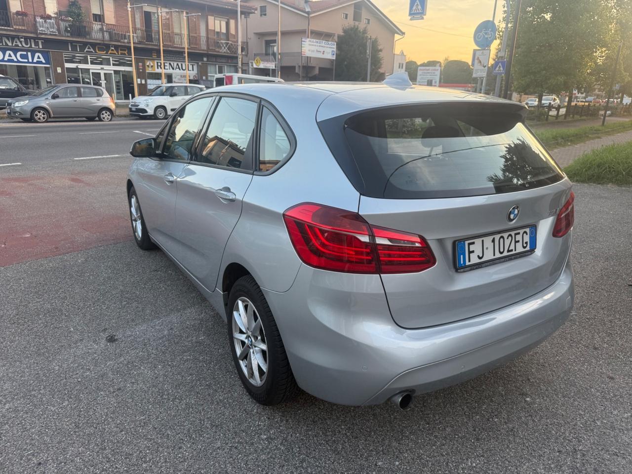 Bmw 218i Luxury