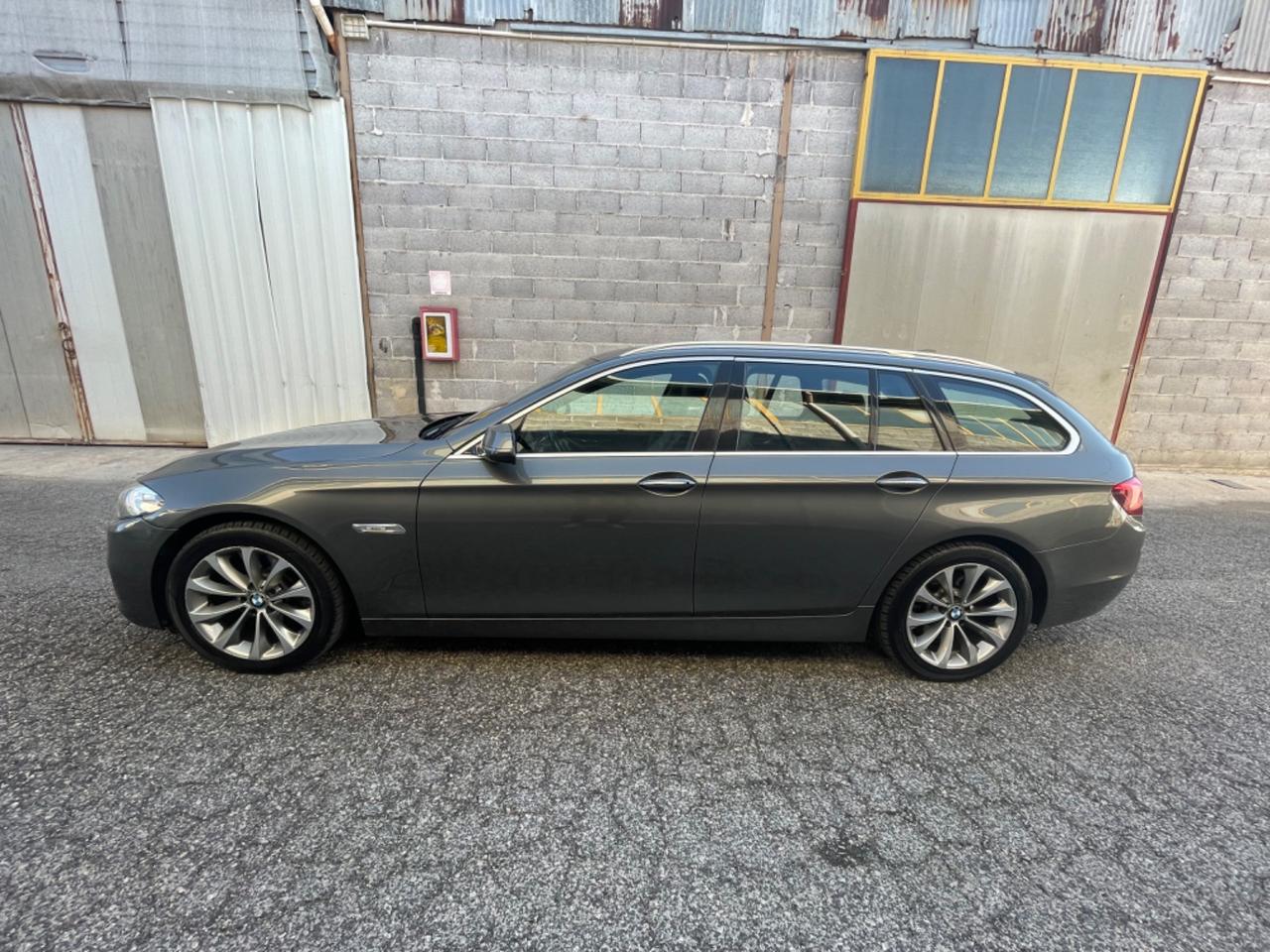 Bmw 520 520d xDrive Touring Luxury NAVI TETTO