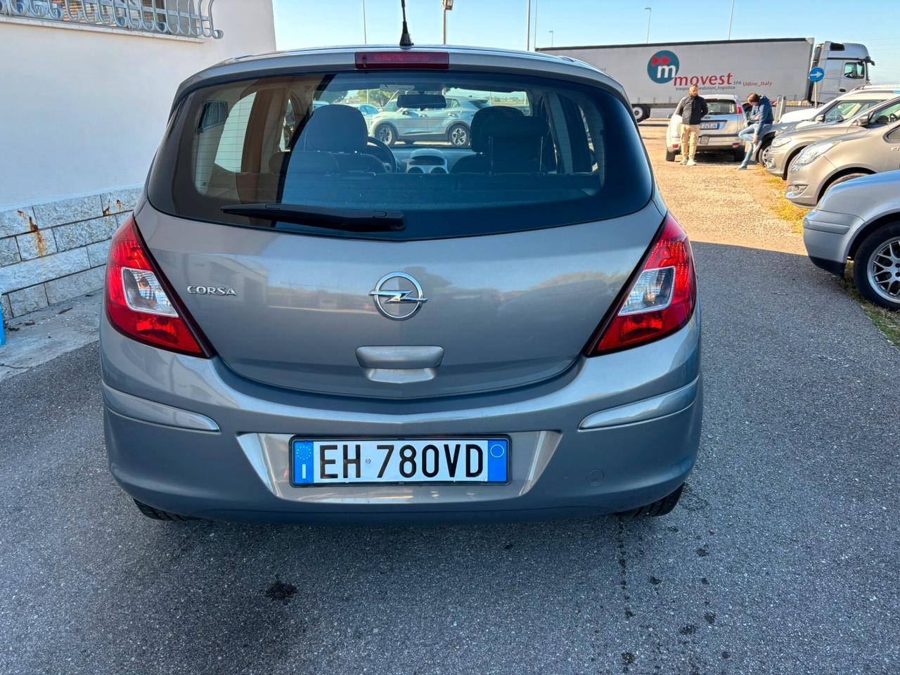 Opel Corsa 1.2 5 porte Cosmo