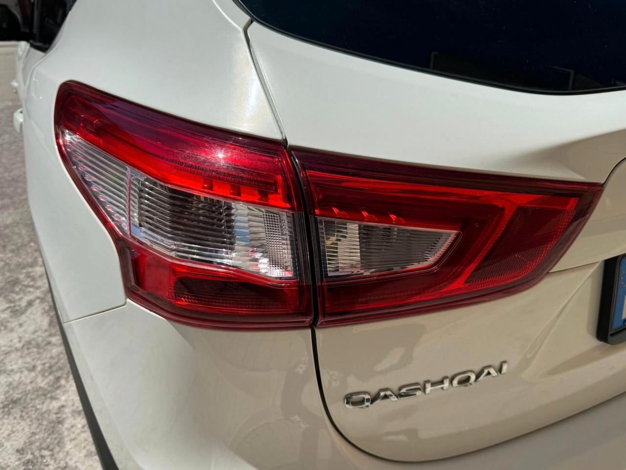 NISSAN QASHQAI 1.5 DCI 110 CV. TETTO+NAVI+RETROCAMERA