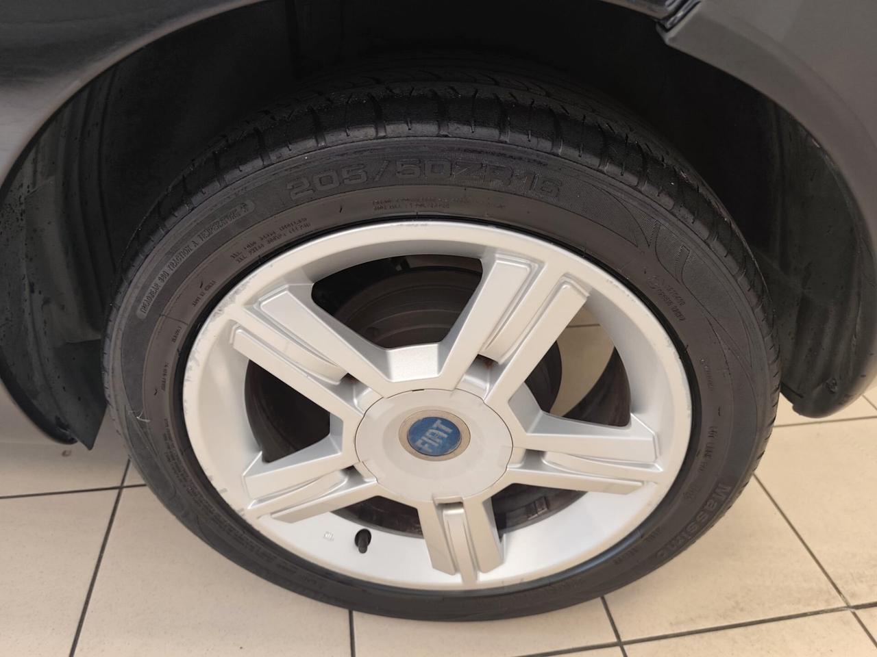 Fiat Idea 1.3 Multijet 16V Emotion