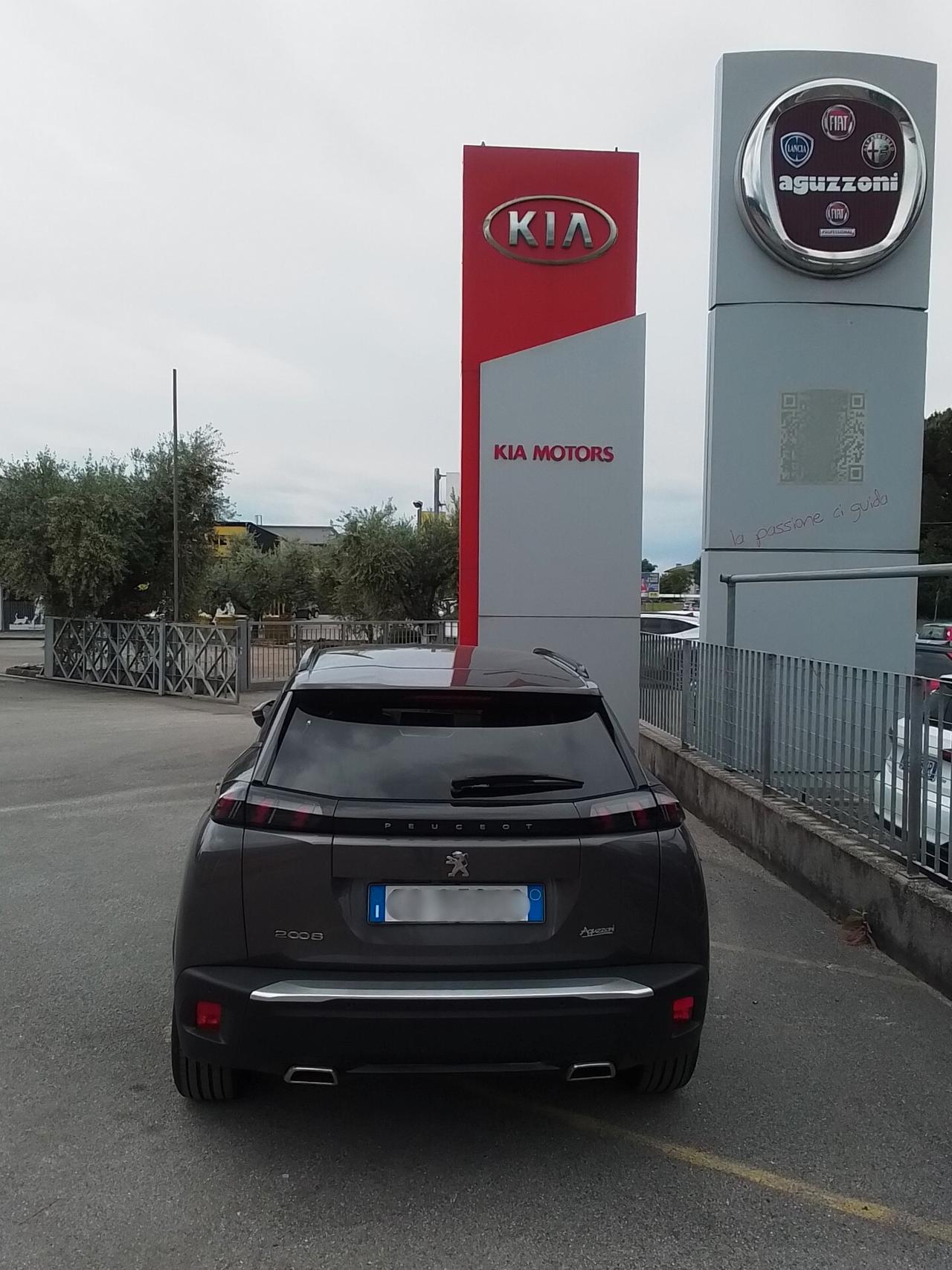 Peugeot 2008 PureTech 130 S&S Allure Navi Pack