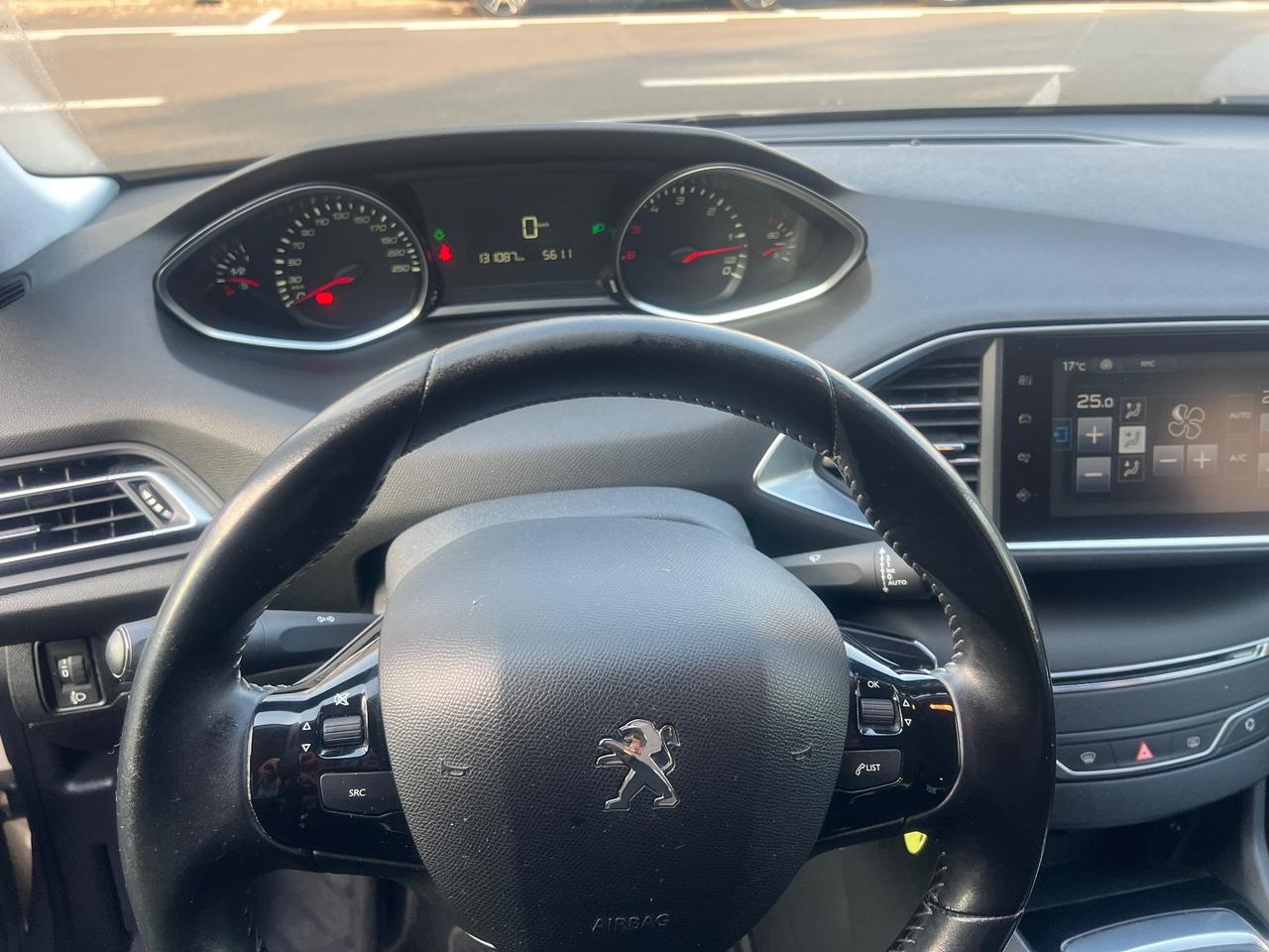 Peugeot 308 BlueHDi 150 S&S Business