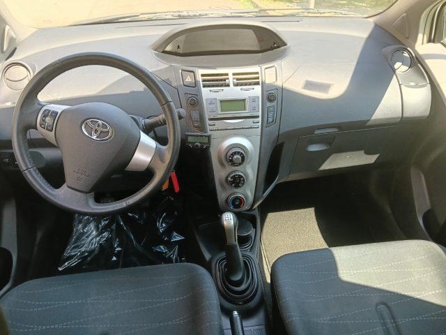 TOYOTA Yaris 1.3 5 porte Sol *uniproprietario* km 79000!!