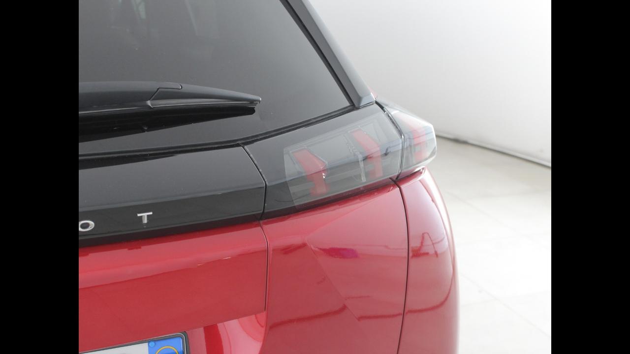 PEUGEOT 2008 II 2020 - 2008 1.2 puretech Allure Pack s&s 130cv