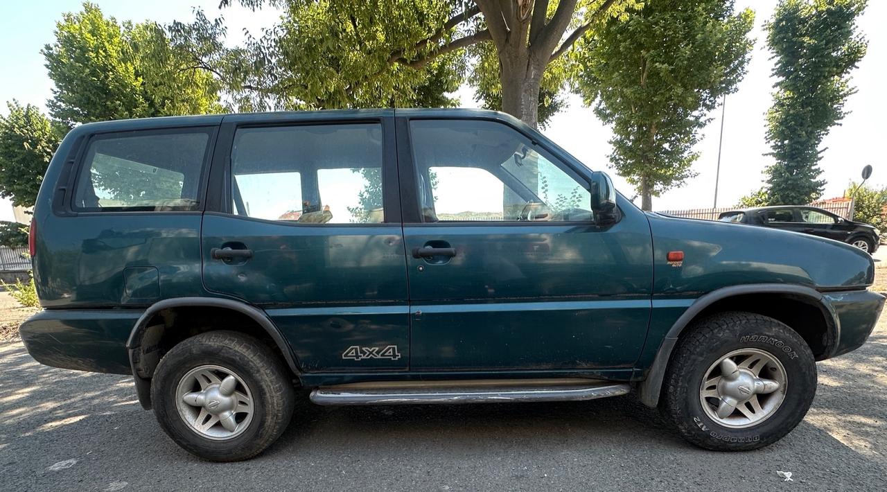 Nissan Terrano II 2.7 turbodiesel 5 porte SE