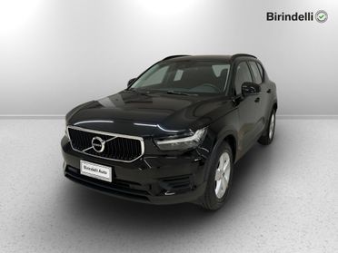VOLVO XC40 (2017-->) - XC40 T2 Momentum