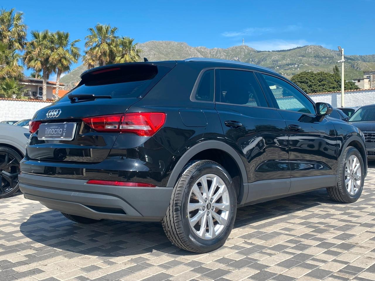 Audi Q3 Business 2.0 TDI 150CV S tronic 35