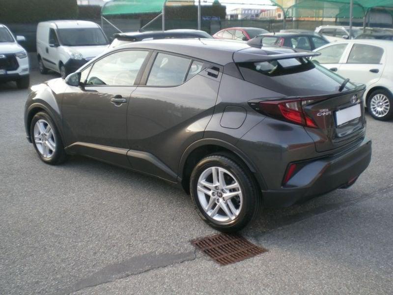 Toyota C-HR 1.8h Business e-cvt