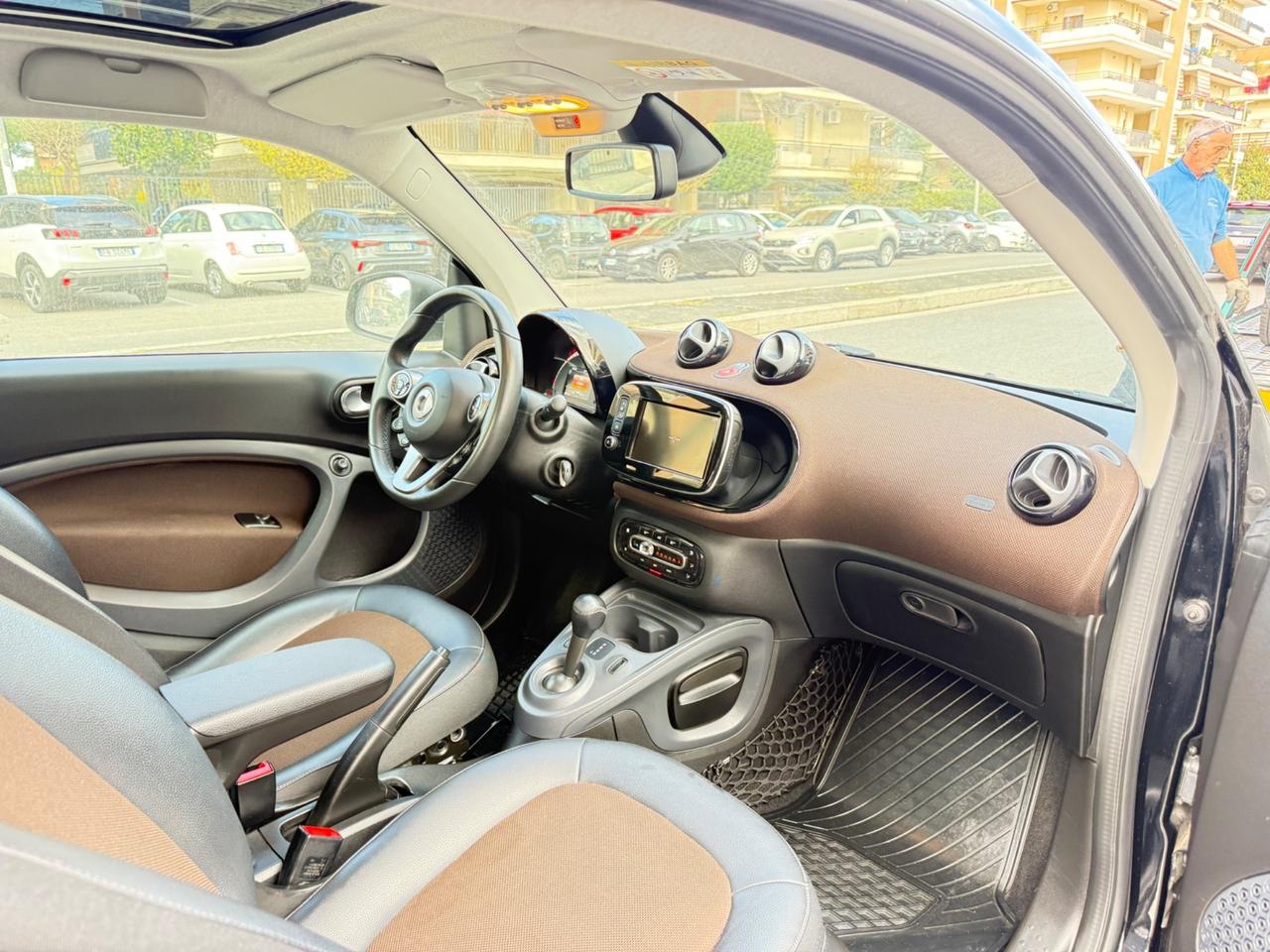 Smart ForTwo 90 0.9 Turbo twinamic Perfect LED NAVI PDC PANORAMA CERCHI 15 BLUETOOTH PELLE