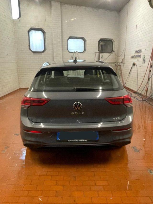 VOLKSWAGEN Golf 1.0 eTSI EVO DSG Life