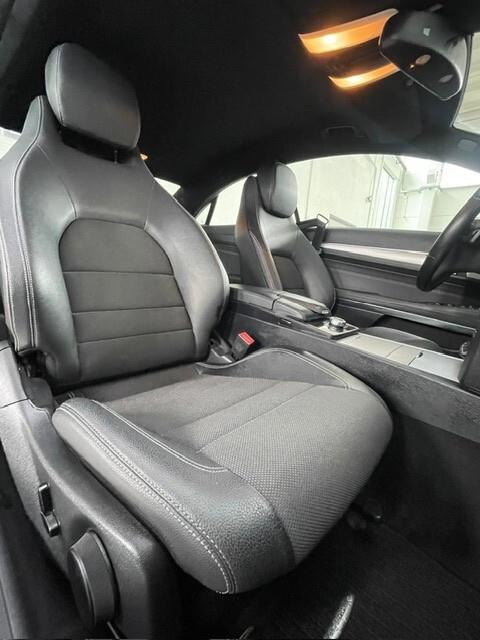 Mercedes-benz E 220 Coupé BlueTEC Premium
