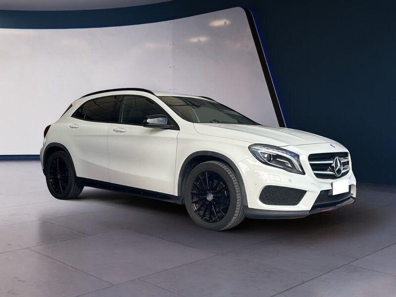 Mercedes-Benz GLA 200 CDI AUTOMATIC Premium