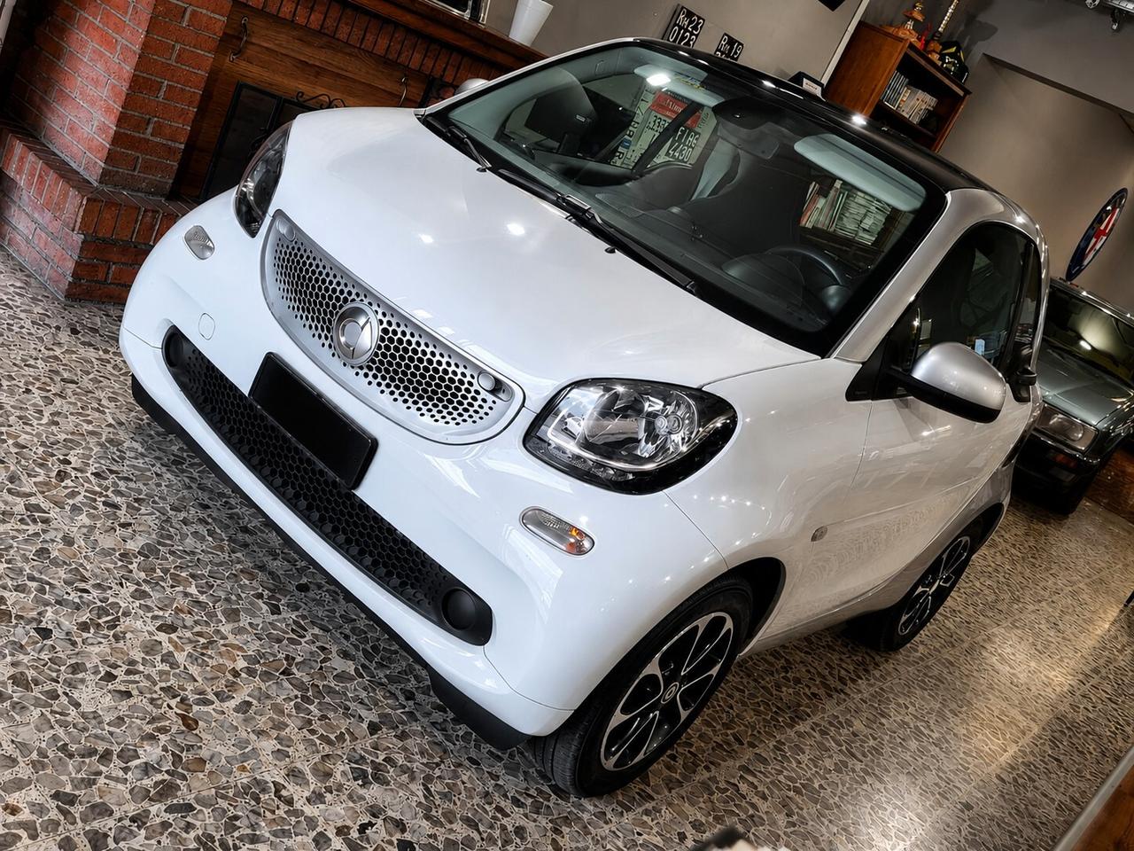 Smart ForTwo 71CV 1.0 Youngster
