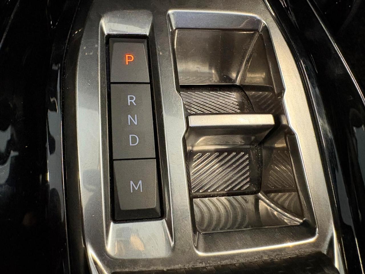 Peugeot 2008 ALLURE PACK BlueHDi 130 EAT8 SPOTICAR