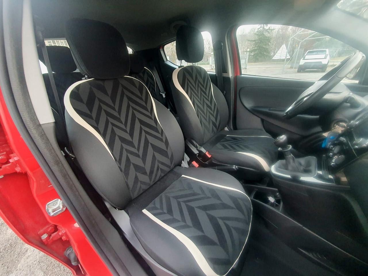 Lancia Ypsilon 1.2 69 CV 5 porte GPL Ecochic Gold