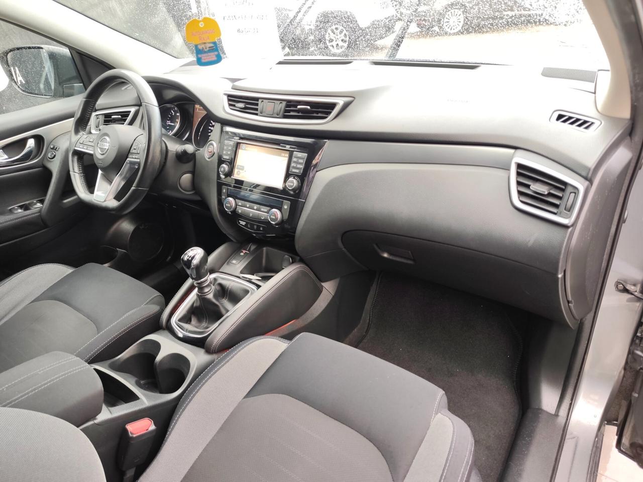 Nissan Qashqai 1.5 dCi 110cv TETTO E CAMERA