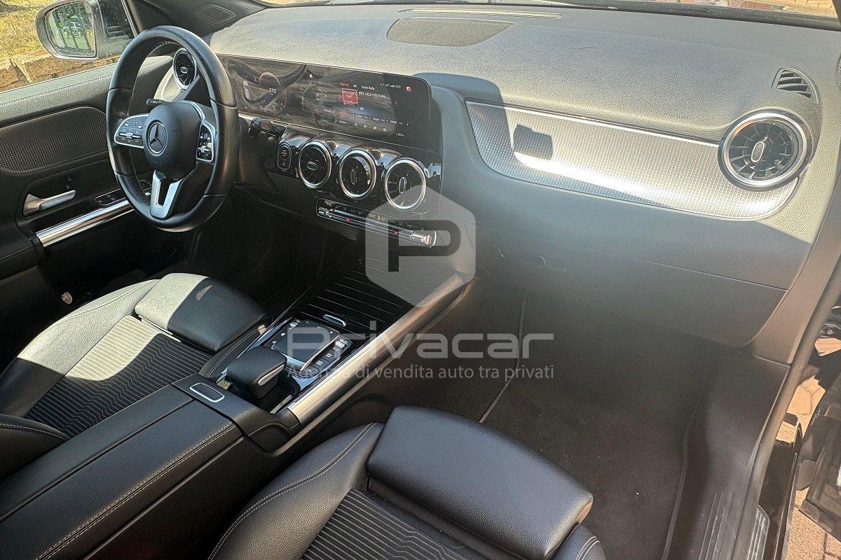 MERCEDES GLA 180 d Automatic Sport