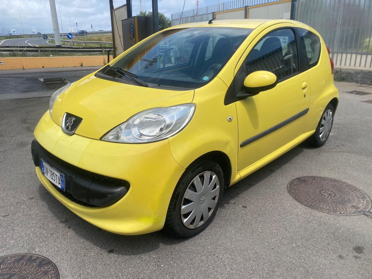 Peugeot 107 1.0 68CV 3p. Plaisir