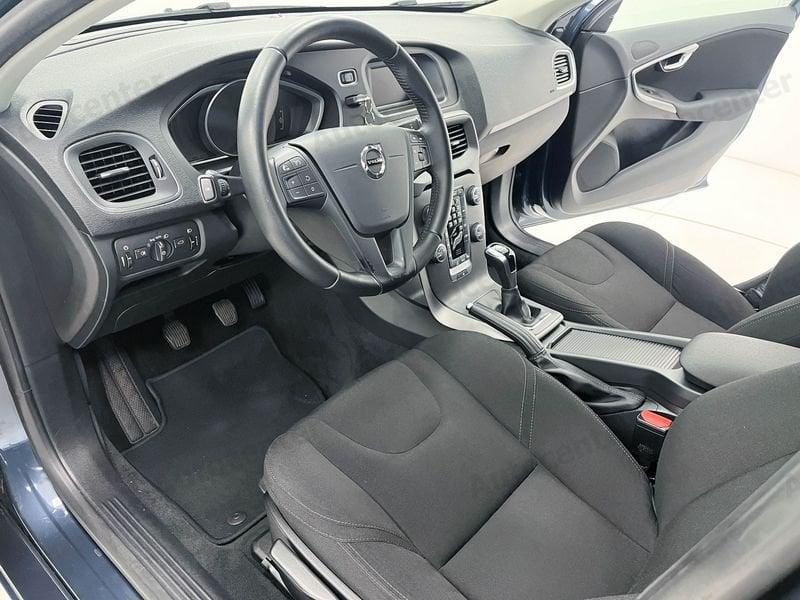 Volvo V40 T2 BZ 122 CV MANUALE