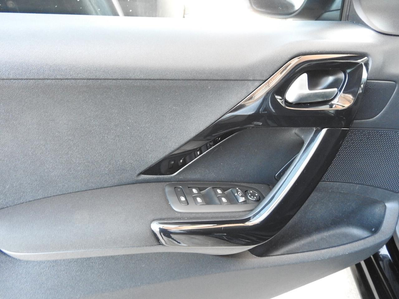 Peugeot 208 1.6BlueHDi 75CV 5 porte Allure NEOP.