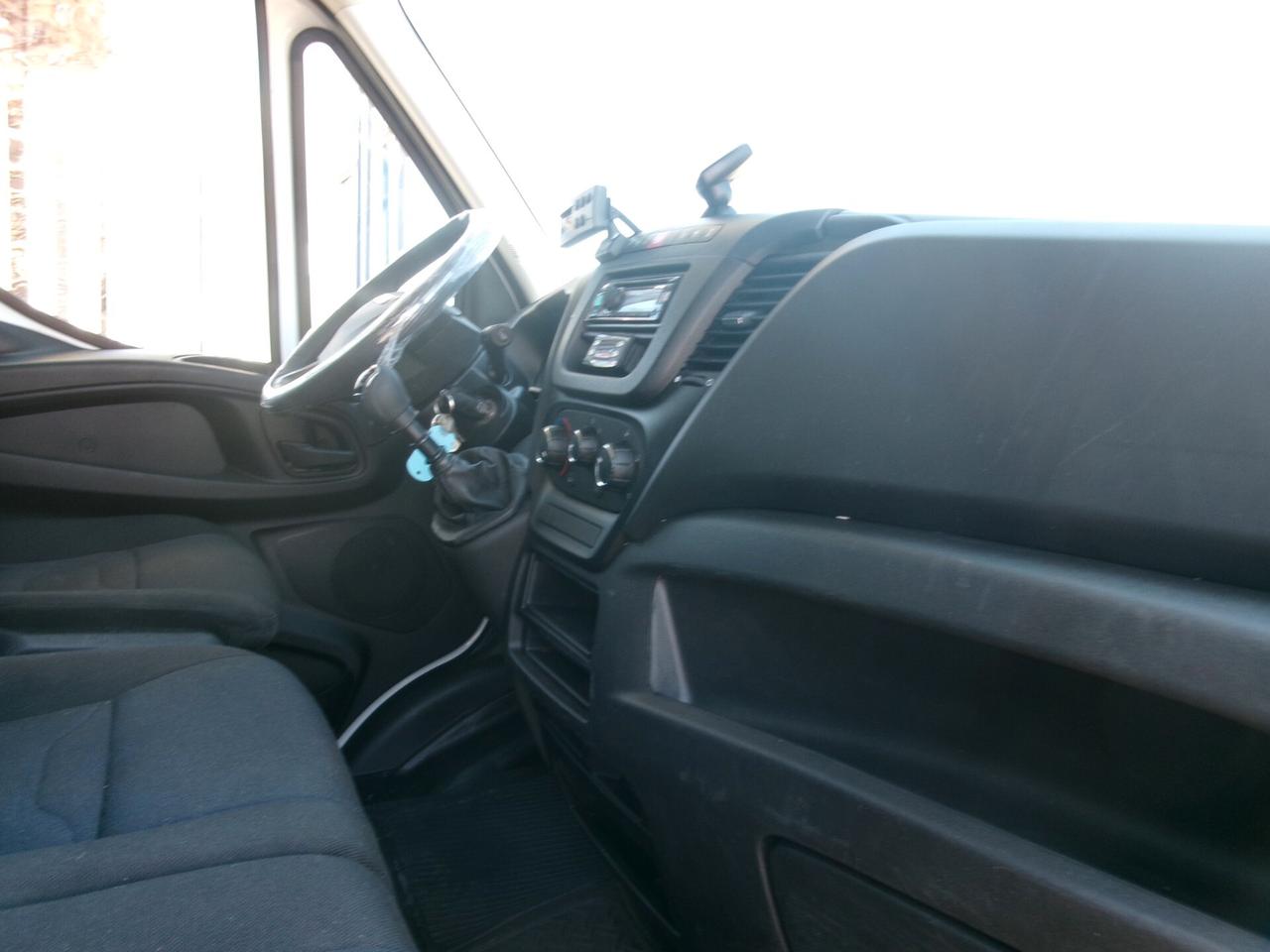 Iveco Daily 35C15 3000 150CV E6 FRIGO ATP FRCX -20° 07/2027 6 PEDANE PARATIA DIVISORIA