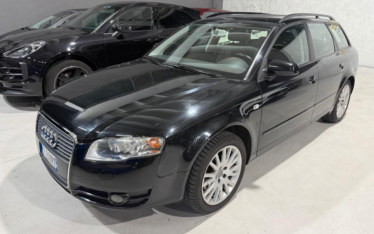 Audi A4 Benzina unicoproprietario Bose