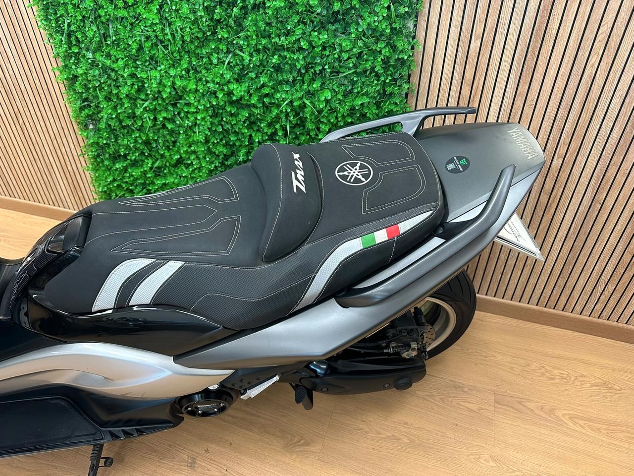 Yamaha T Max tmax 500 2011