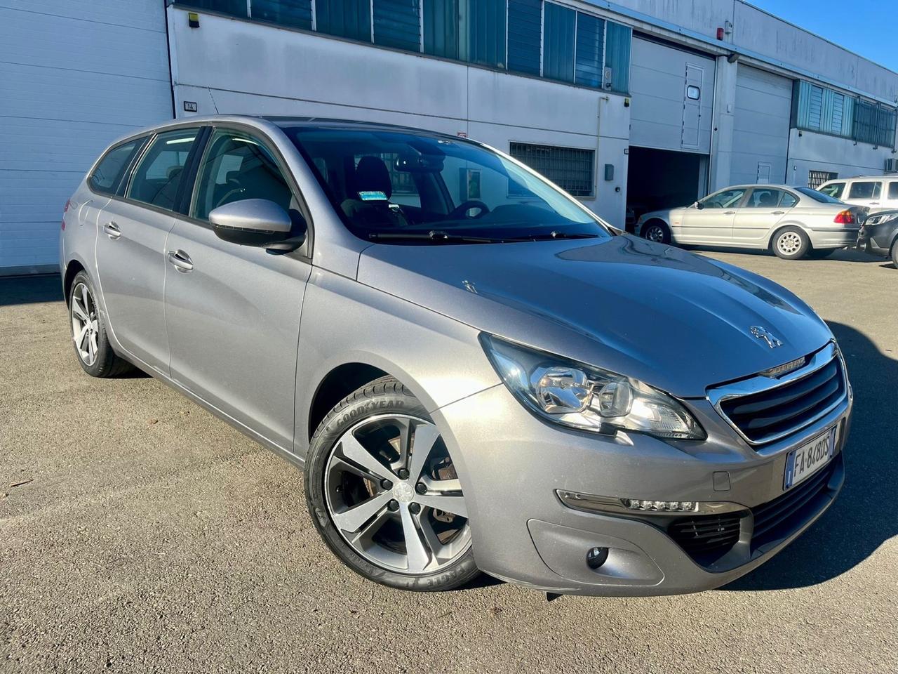 Peugeot 308 BlueHDi 150cv 2015 136.000km perfetta