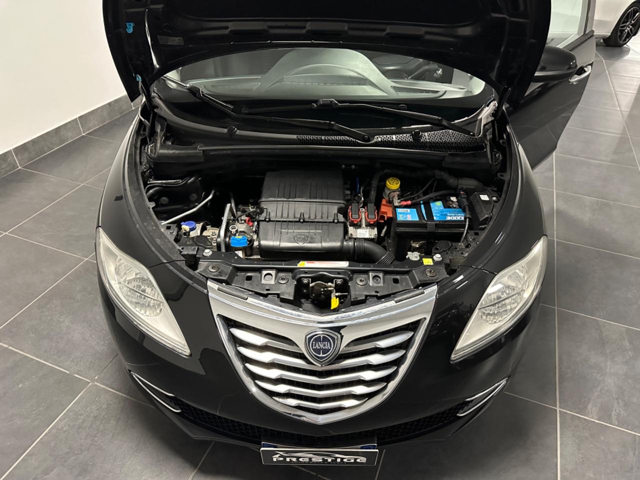 LANCIA YPSILON 1.2 NEOPATENTATI 69CV GARANZIA