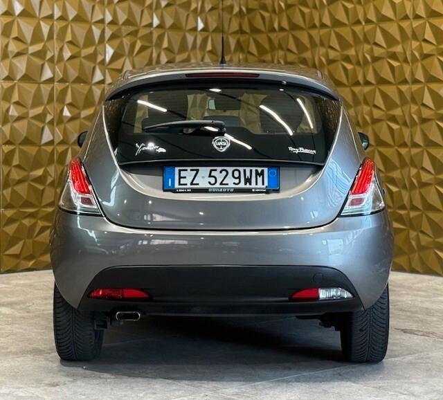 Lancia Ypsilon 1.2 69 CV 5 porte Gold
