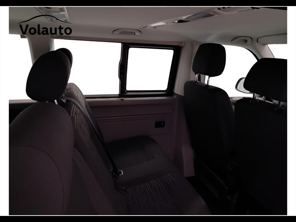 VOLKSWAGEN T6.1 Caravelle 2.0 tdi 150cv Comfortline p.c. dsg7