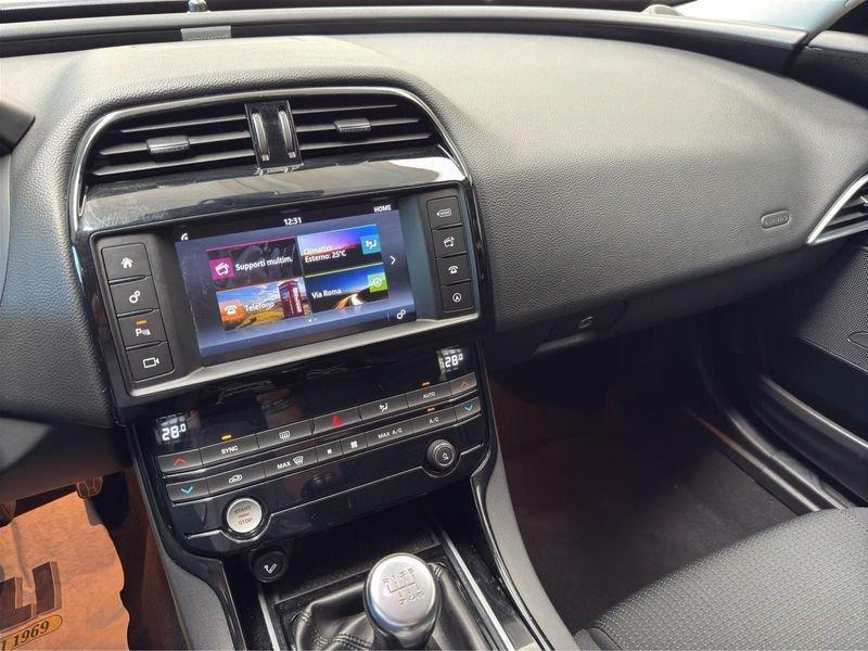 Jaguar XE JAGUAR XE 2.0 D 180cv 6m - PURE BUSINESS EDITION -