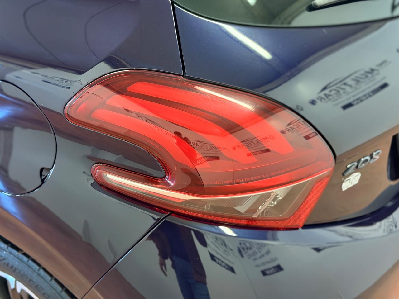 Peugeot 208 BlueHDi 75 5 porte Allure