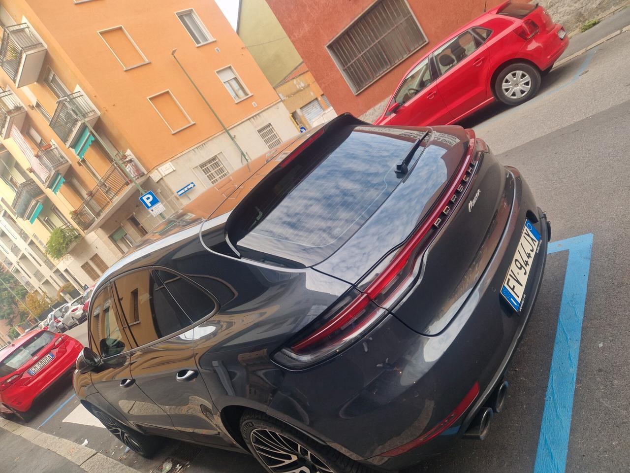 Macan Sport chrono tutti i service porsche pelle 21