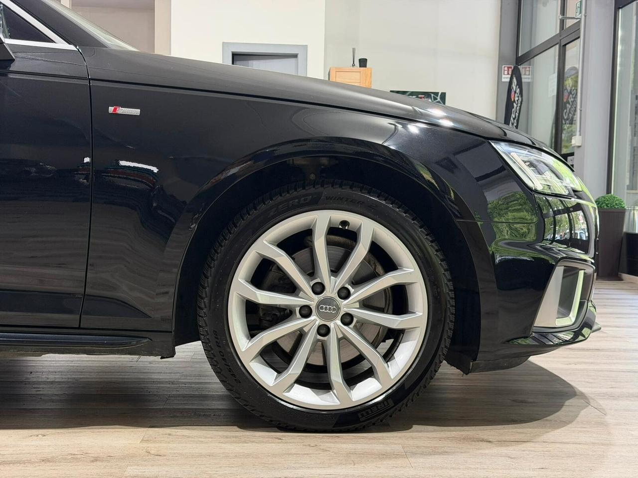 AUDI A4 AVANT 35 2.0TDI 150cv S-TRONIC S-LINE