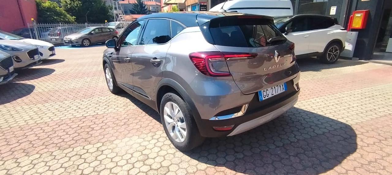 Renault Captur Mild Hybrid 140 CV Intens