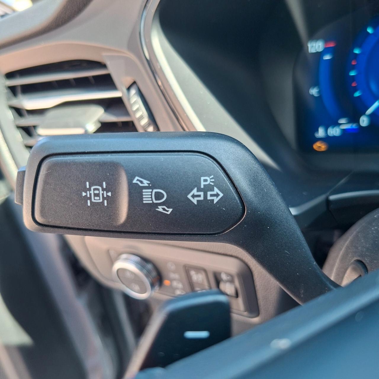 Ford Kuga 1.5 Ecoblue 120cv Auto St-Line