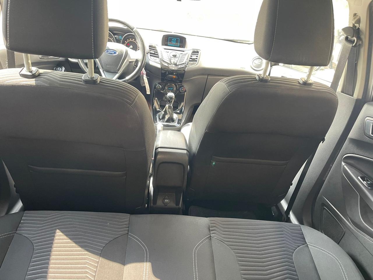 Ford Fiesta 1.5 TDCi 75CV 5 porte Titanium