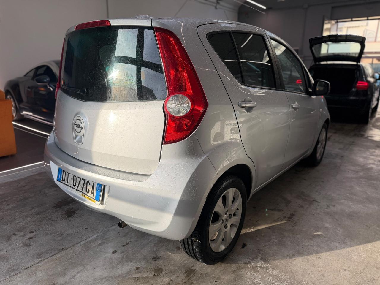 Opel Agila 1.2 Enjoy