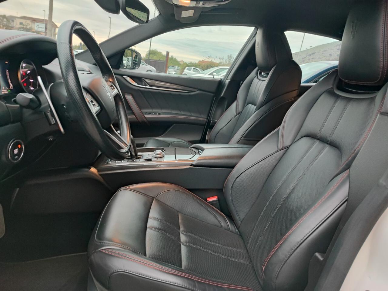 Maserati Ghibli V6 Modena PARI AL NUOVO