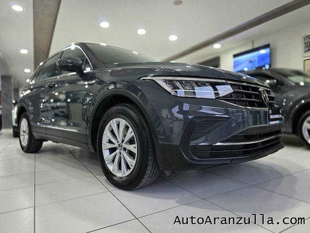 VOLKSWAGEN Tiguan 2.0 TDI 150CV SCR DSG Life - Fari Led
