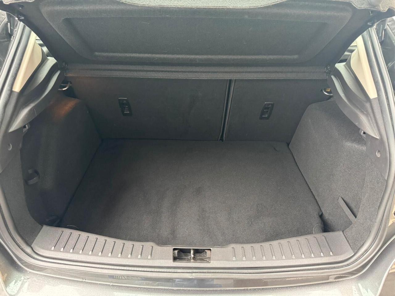 FORD FOCUS 1.5 TDCi 95cv TITANIUM NEOPAT