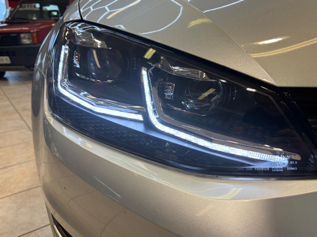 Volkswagen Golf 1.6 TDI DPF 5p. Highline