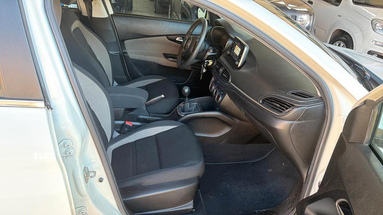 Fiat Tipo 1.6 Mjt S&S 5 porte Business