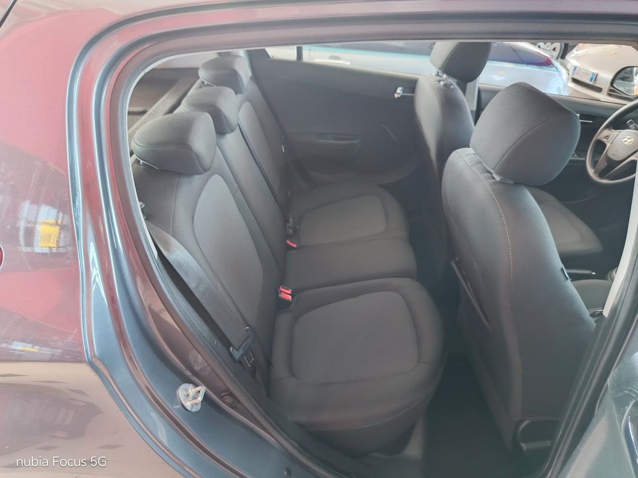 Hyundai i20 1.1 CRDi 5p. Sound Edition