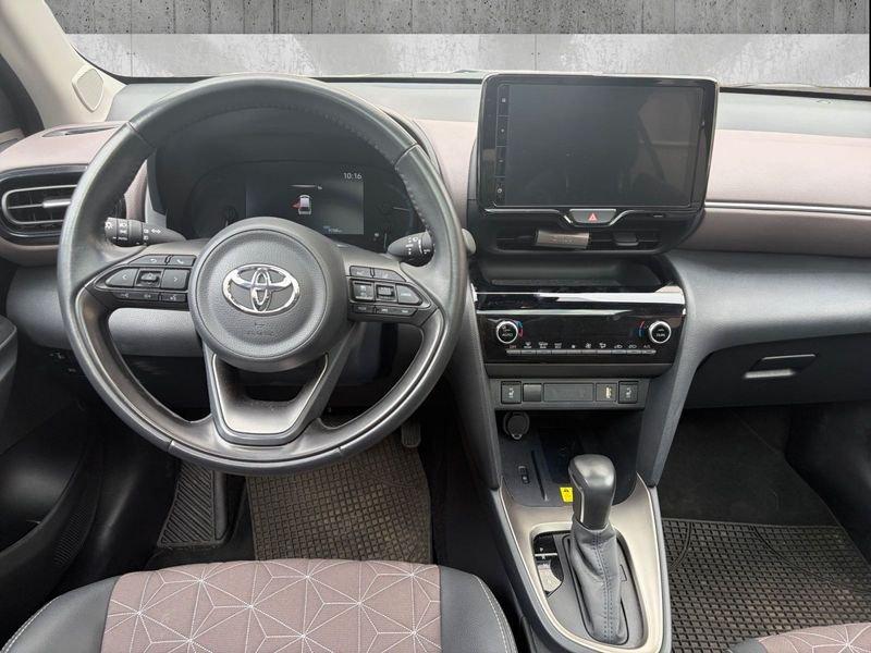 Toyota Yaris Cross 1.5h Lounge fwd 116cv e-cvt