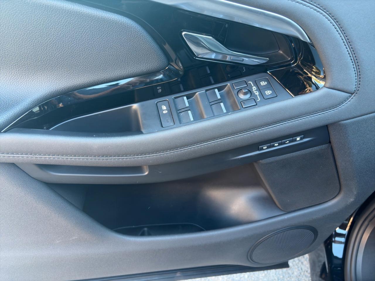 Land Rover Range Evoque 1.5 I3 160 CV Auto R-Dynamic SE