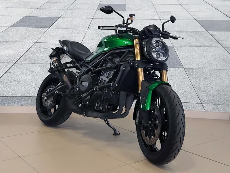 Benelli 752 S